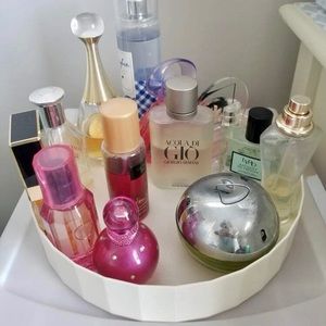 Rotating Storage Rack